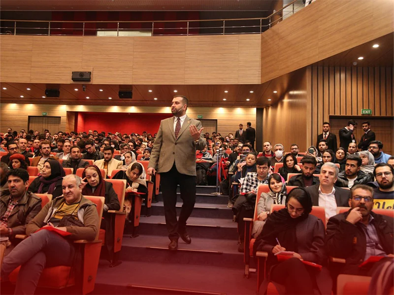 مهدی ترابی، برگذارکننده بهترین دوره های فروش در ایران